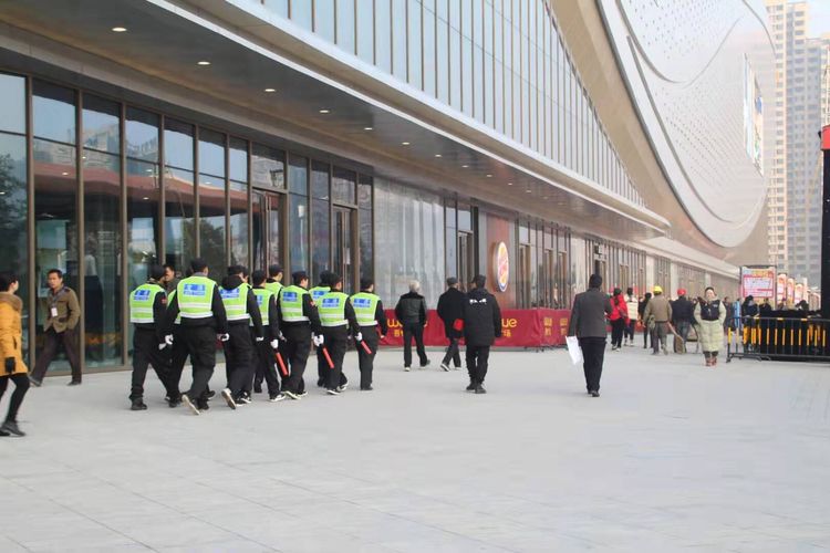 常州商场保安服务(图1)